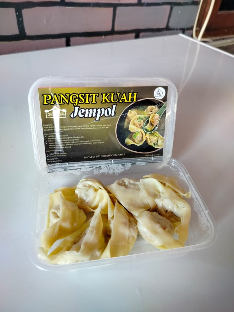 PANGSIT KUAH / WONTON "JEMPOL"